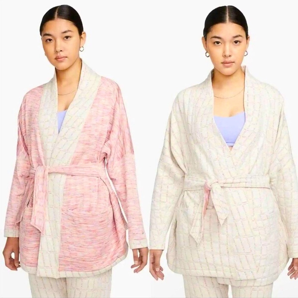 Nike Yoga Therma-FIT Luxe Women's Jacquard Jacket Top Reversible Tie Close 1X